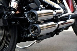 ¿Cómo escoger los mejores silenciadores para tubos de escape para moto?
